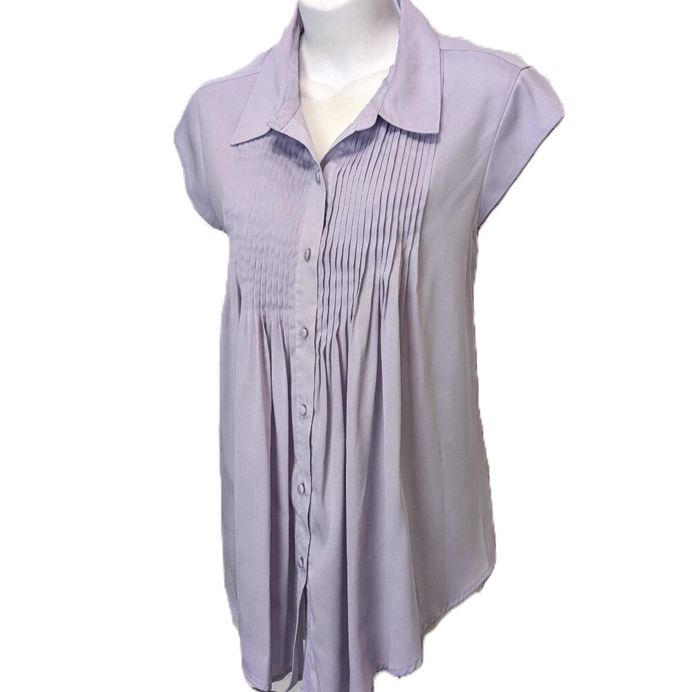 Catherine Malandrino Lilac Sleeveless Blouse size 12 Tuxedo Pleats Soft Flowy